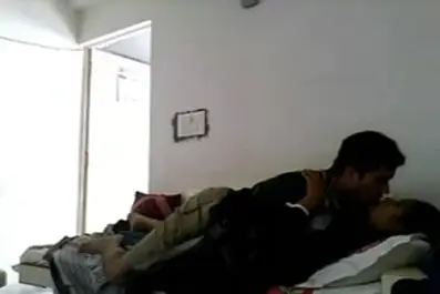 Tante Girang Cantik Streaming Ngentot Brutal Memek Basah Kuyup